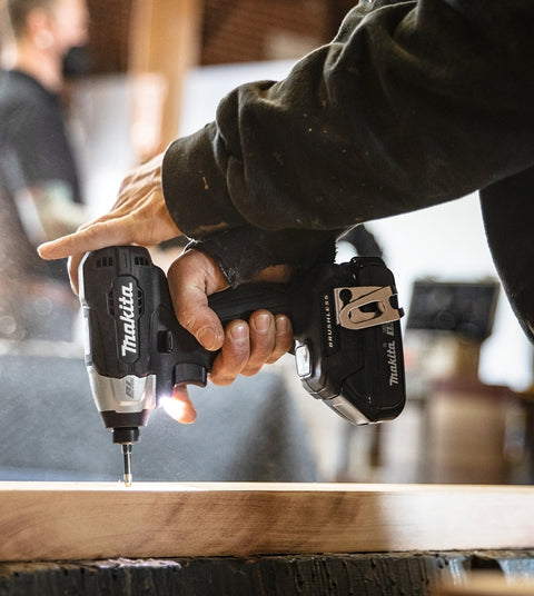 Makita LXT Series XDT18SY1B Sub-Compact Impact Driver Kit, Battery Included, 18 V, 1.5 Ah, 1/4 in Drive, Hex Drive