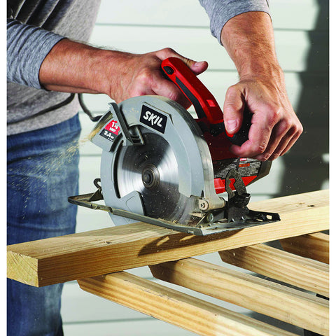 Skil 120 volts 7-1/4 in. Dia. Circular Saw 14 amps 5,300 rpm
