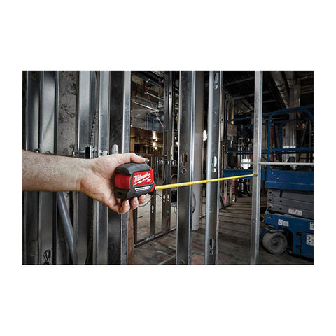 Milwaukee Magnetic Tape Measure 25 ft. L