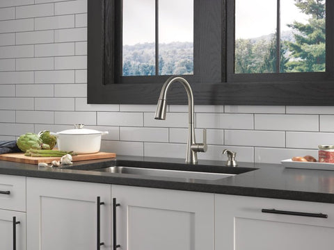 Delta Greydon 19826Z-SPSD-DST Pull-Down Kitchen Faucet, 1.8 gpm, 1-Handle, 1, 2, 3, 4-Faucet Hole