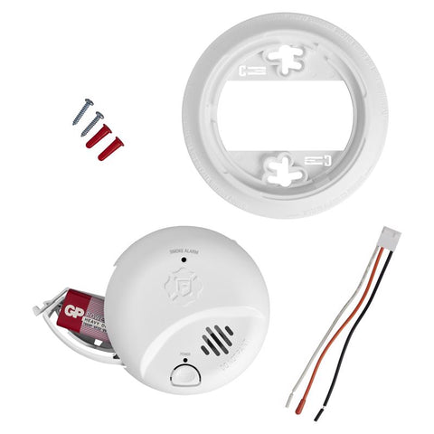 First Alert Hard-Wired w/Battery Back-up Ionization Smoke Detector 1 pk