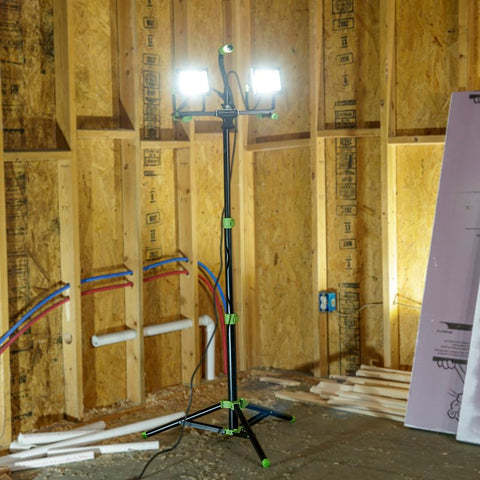 PowerSmith PWLD100T Dual-Head Work Light With Tripod, 120 V, 90 W, 2-Lamp, LED Lamp, 10000 Lumens, 5000 K Color Temp