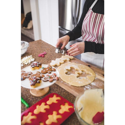 Handstand Kitchen Gingerbread Man Bake Set