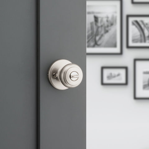 Kwikset 94002-954 Entry Door Lockset, Knob Handle, Satin Nickel, Zinc, KW1, SC1 Keyway, Re-Key Technology: SmartKey