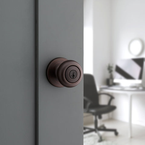 Kwikset 94002-956 Entry Door Lockset, Knob Handle, Venetian Bronze, Zinc, KW1, SC1 Keyway, Residential, 3 Grade