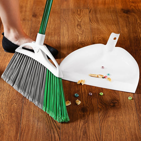 Libman Precision Angle Series 212 Angle Broom with Dustpan, 15 in Sweep Face, 6-1/2 in L Trim, Fiber Bristle, Steel