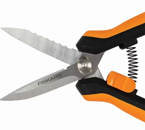 Fiskars 399220-1001 Multi-Purpose Garden Snip, 8 in OAL, Stainless Steel Blade, Soft Grip Handle, Black/Orange Handle