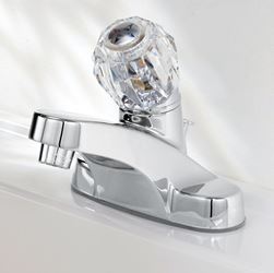 OakBrook  Essentials  Single Handle  Lavatory Pop-Up Faucet  4 in. Chrome 